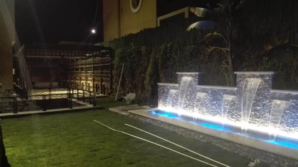 نافورة تفاعلية